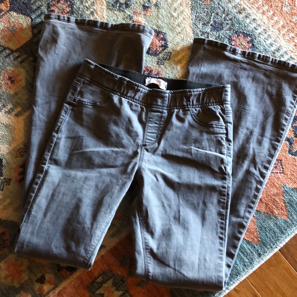 Grey Free People pull on flares!